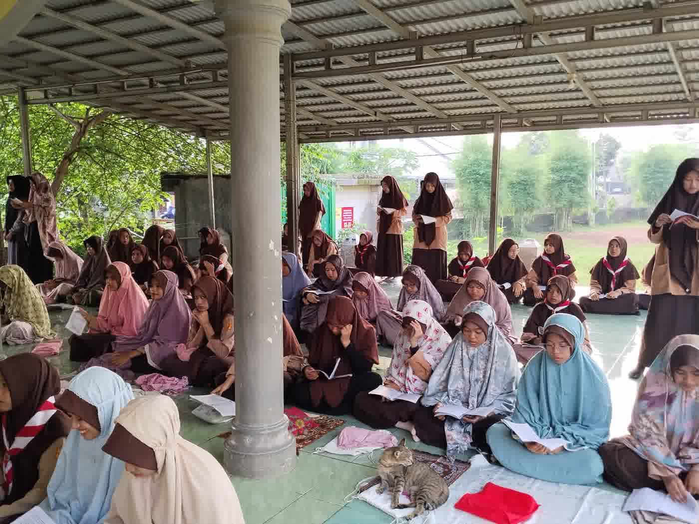 Kegiatan membaca Al-Qur'an di RUBIQ